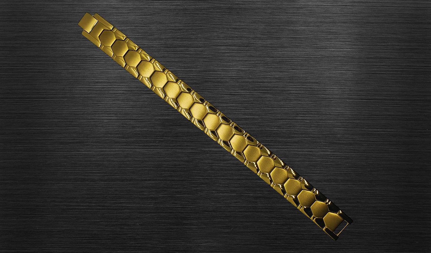 The front view of 'THE PRINCE' allows you to appreciate the intricate details of its thoughtfully placed gold links. The combination of matte geometric and shiny track design creates a striking visual appeal. This view highlights the bracelet's stylish essence and its unique ability to seamlessly blend classic luxury with modern sophistication.
